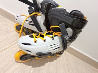 Patines Oxelo Freeride talla 44 y protecciones.