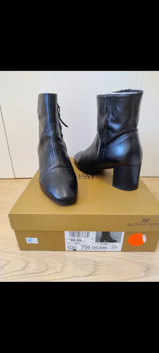 Botas Gloria Ortiz Piel Talla 37 Negras
