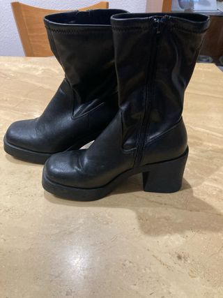 Botines plataforma Ema negros