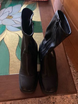 Botines plataforma Ema negros