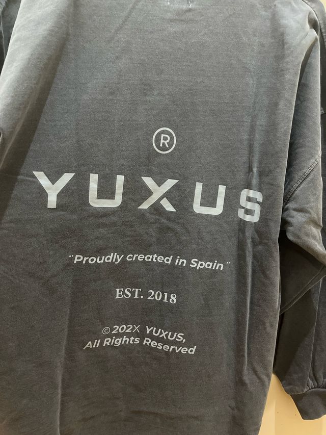 Sudadera yuxus