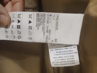 Abrigo paño camel entallado