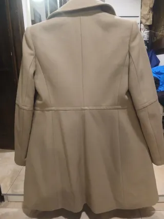 Abrigo paño camel entallado