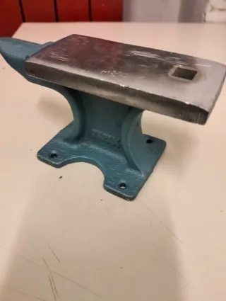 Incudine Japan nuova in acciaio