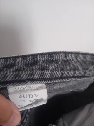 Pantalón vaquero chico negro ancho