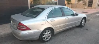 Mercedes-Benz 200 2000