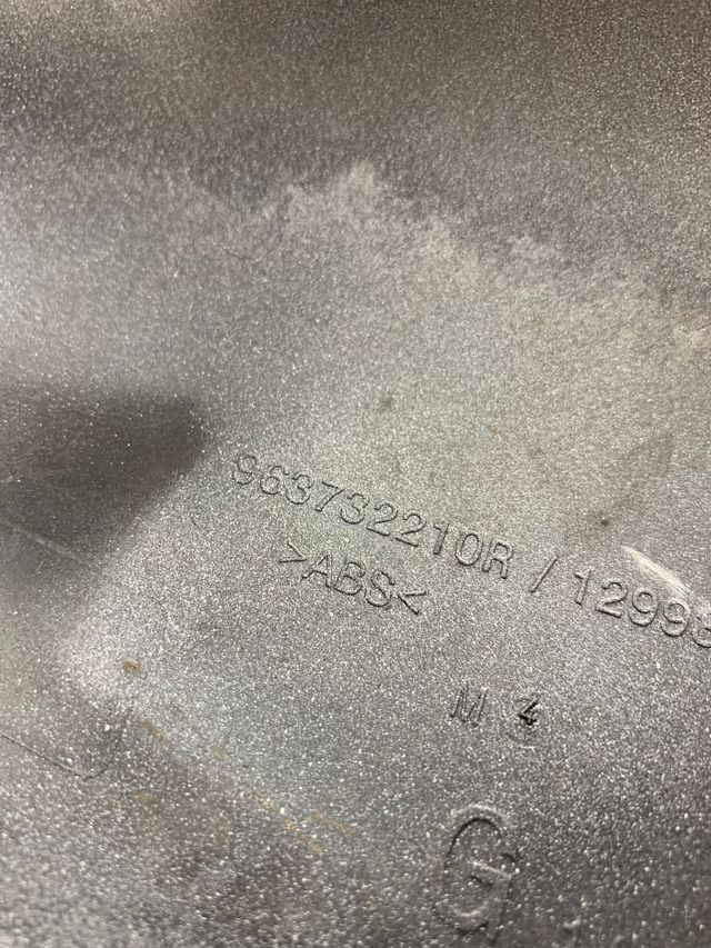 CARCASA RETROVISOR IZQ RENAULT KADJAR AÑO 2017