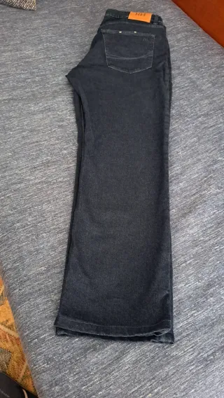 Pantalón vaquero caballero Pedro del Hierro.