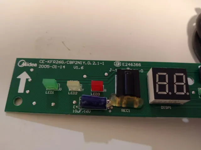 Placa Display Midea CE-KFR26G/CBP2N1Y