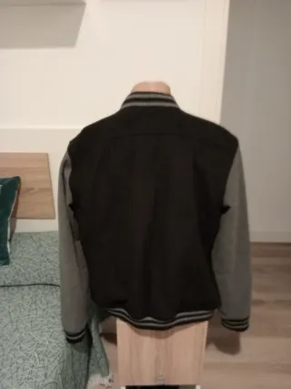 Chaqueta estilo universitario Talla L