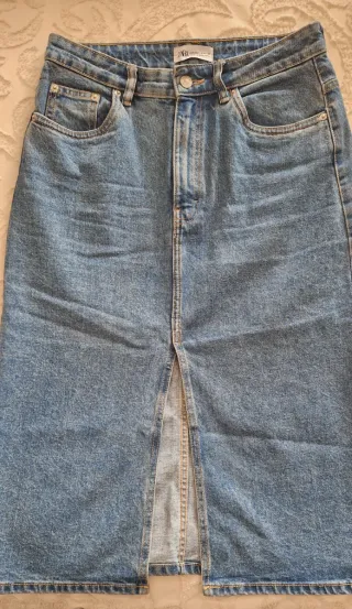 Falda Vaquera Midi Zara