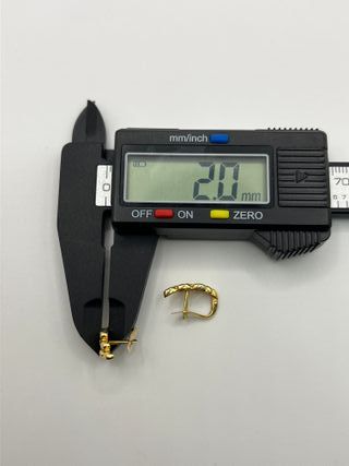 Orecchini in oro 18k con zirconi da 2,34 gr.