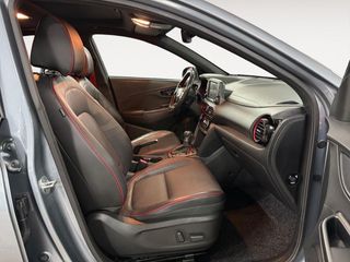 Hyundai Kona 1.6 TGDI Style Sky Red 4x4 DT