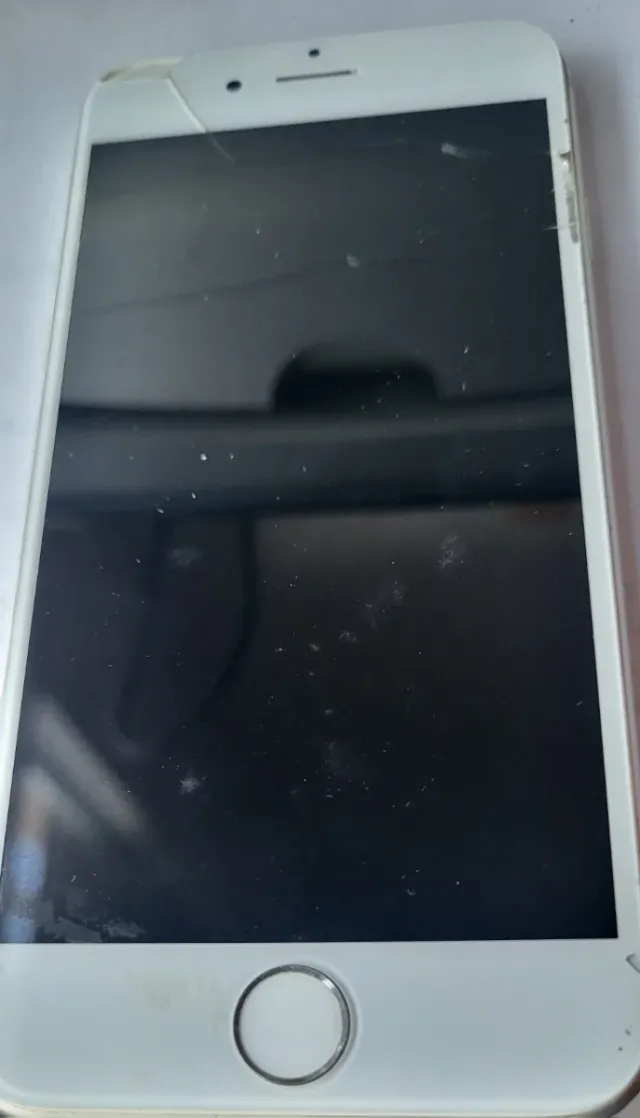 2 iPhones para piezas