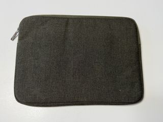Funda CAISON para portátiles y tablets de 11”