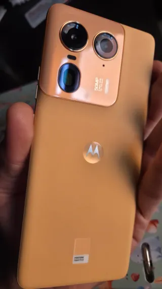 Motorola Edge 50 Ultra 1TB Nuovo