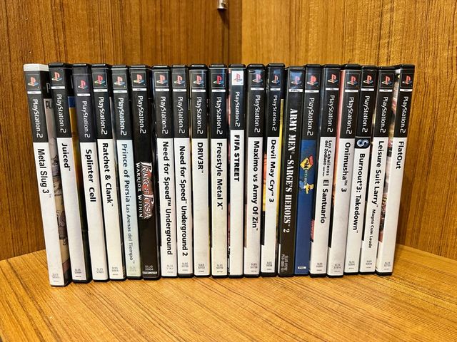 Lote de Caixas e Capas de Jogos PS2 (PlayStation 2)