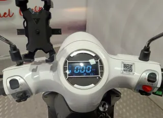 Moto Eléctrica Rodea Hispania Cruise 125