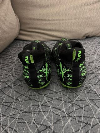 Zapatillas deportivas Nike y Puma