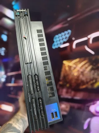 Consola PS2 + 2 Mandos + 5 Juegos