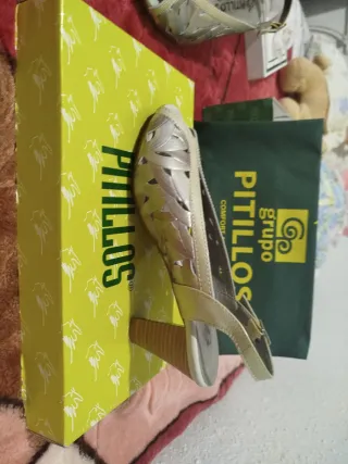 Sandalias Pitillos Talla 36 Doradas/Plateadas