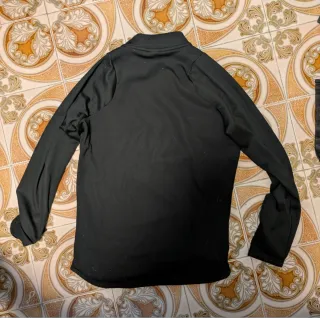 Sudadera Nike con cremallera negra