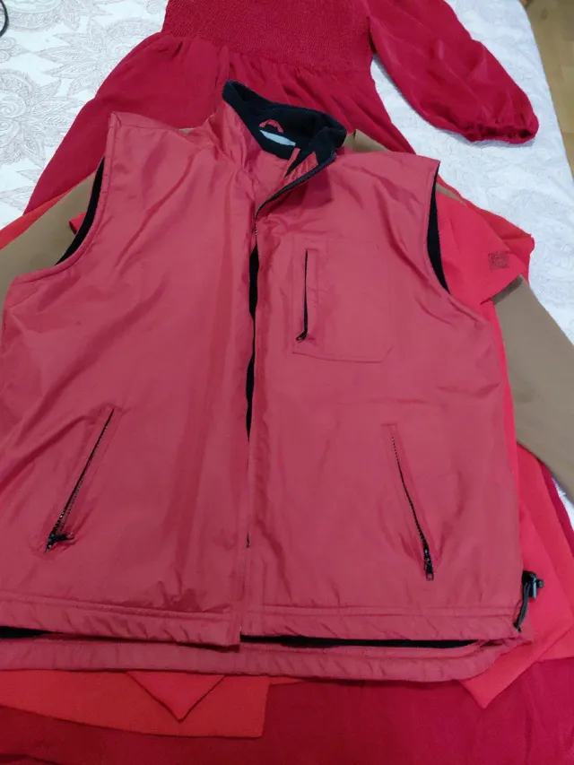 Lote Ropa varias marcas y tallas.