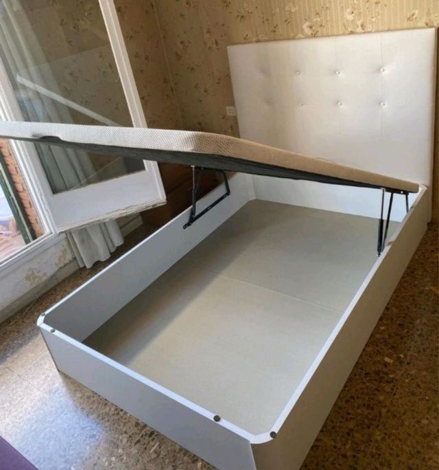 Colchón y Canapé Blanco y Gris