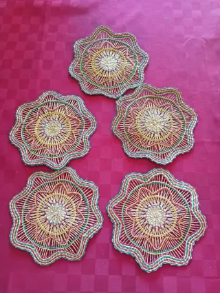 N.5 Centrini sottobicchiere/sottopentola
