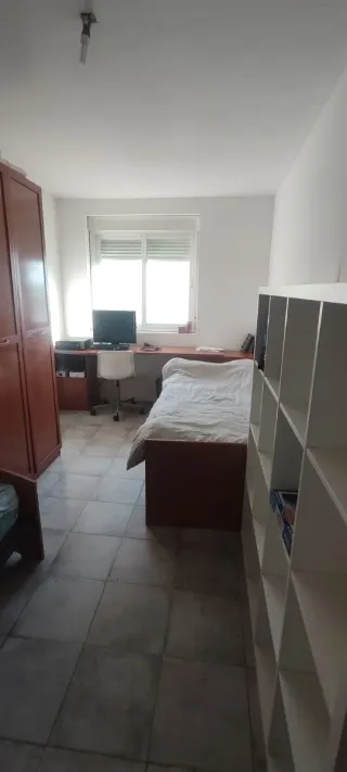 Parcela con casa en Montearagón