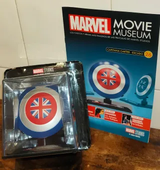 Marvel Movie Museum #26 Capitana Carter Escudo