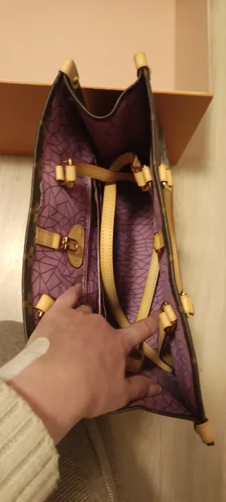 Bolso Louis Vuitton con diseño de calabazas