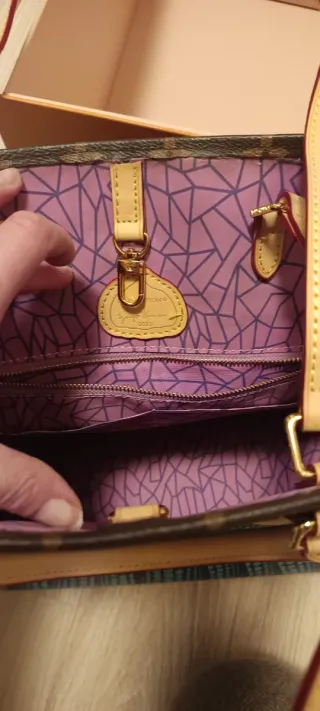 Bolso Louis Vuitton con diseño de calabazas