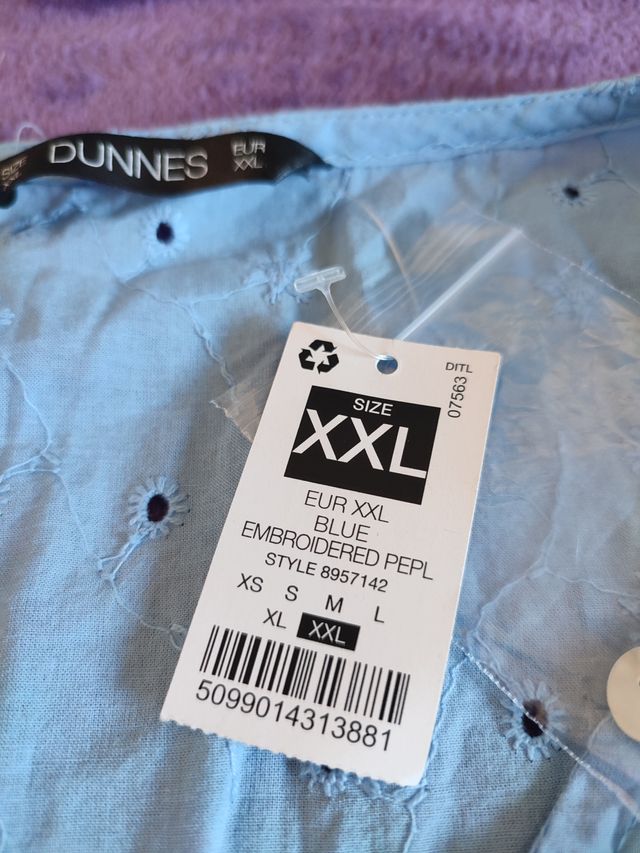 Blusa azul bordada talla XXL