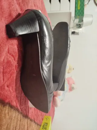 Zapatos de tacón negros marca Jam