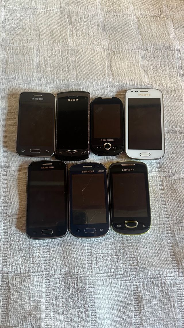 Lotto di telefoni Samsung funzionanti