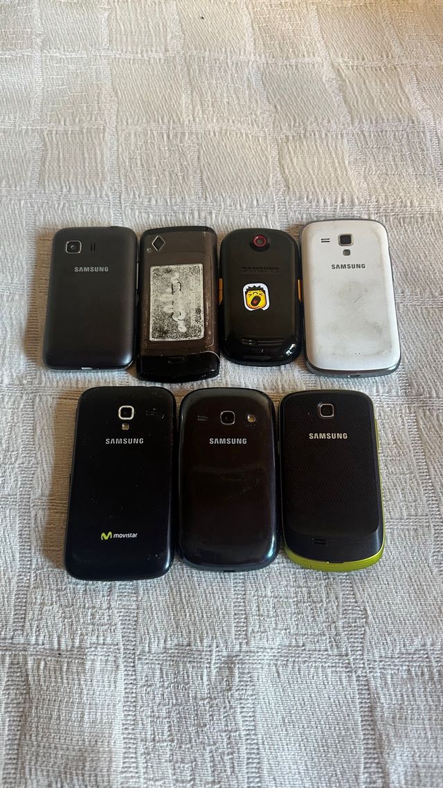 Lotto di telefoni Samsung funzionanti