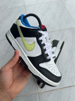 Nike Dunk Low - 37.5