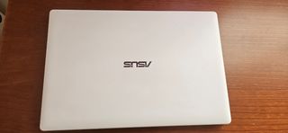 Portátil ASUS Plata/Blanco