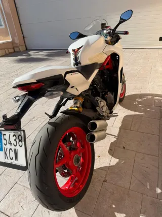 Ducati SuperSport 939S Blanca 2017 14.920 km