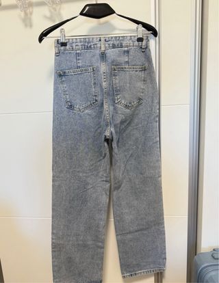 Pantalón vaquero recto