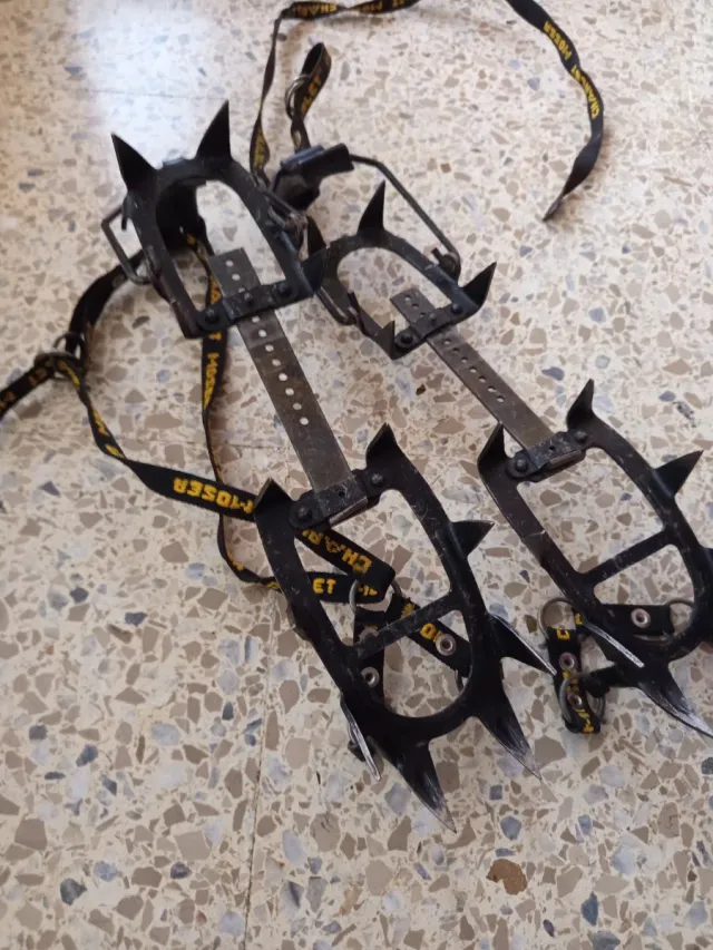 Crampones Semi-automáticos