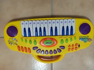 Piano musical infantil
