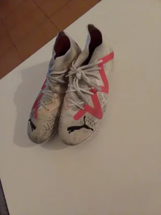 Botas de fútbol Puma