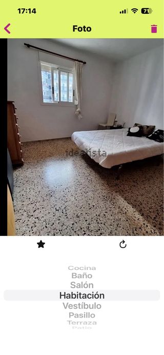 Se alquila habitación en piso compartido