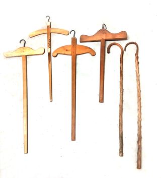 4 grucce legno e 2 bastoni