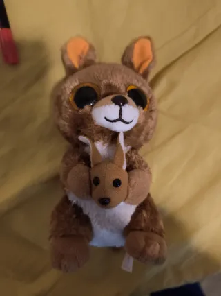 Peluche Canguro con Bebé