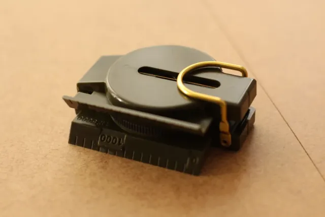 Brújula portátil de bolsillo.