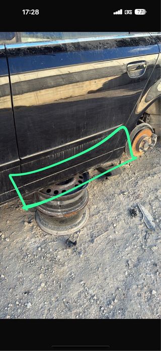 Aleta derecha faro derecho y moldura Audi A4