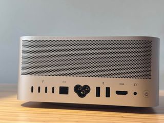 Mac Studio M1 Max Argento